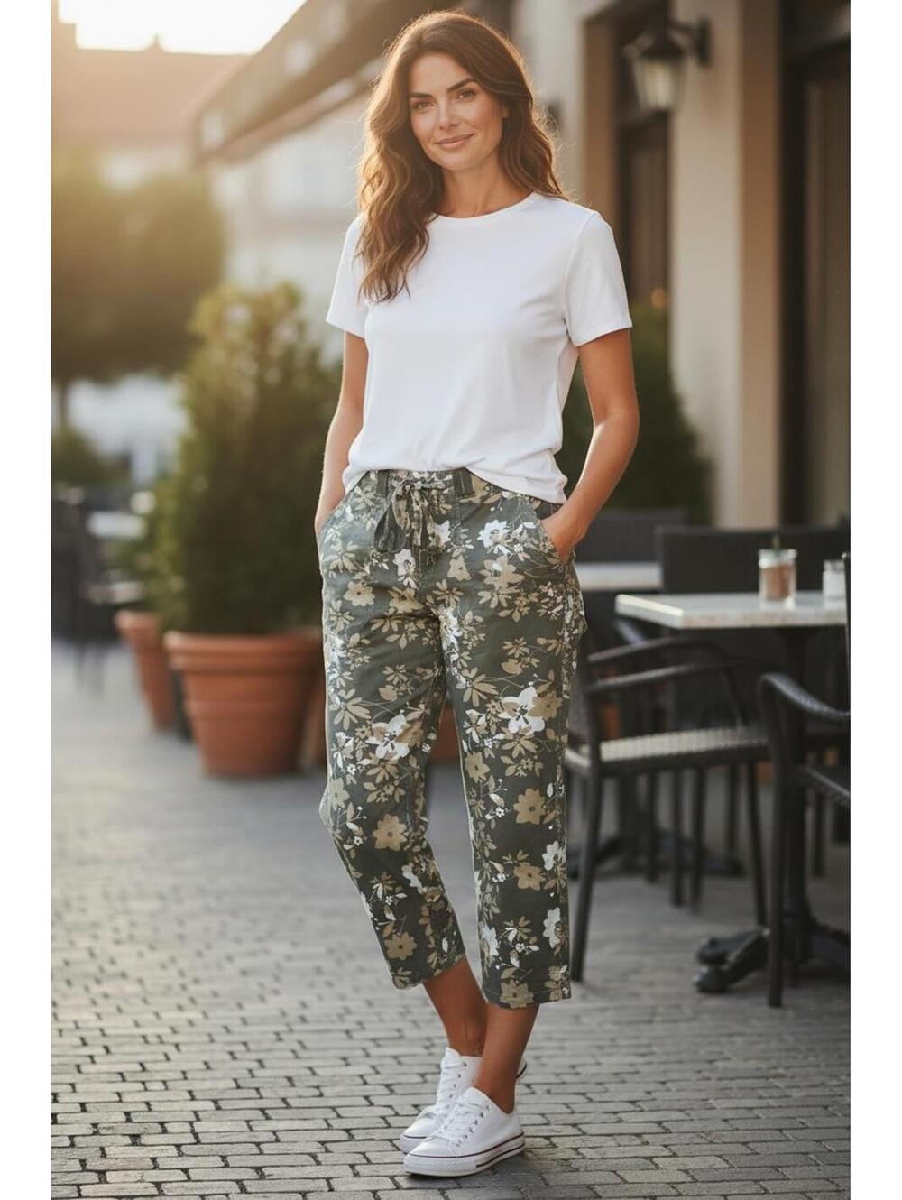 Gloria Vanderbilt Floral Print Cropped Pants SZ‎ 16